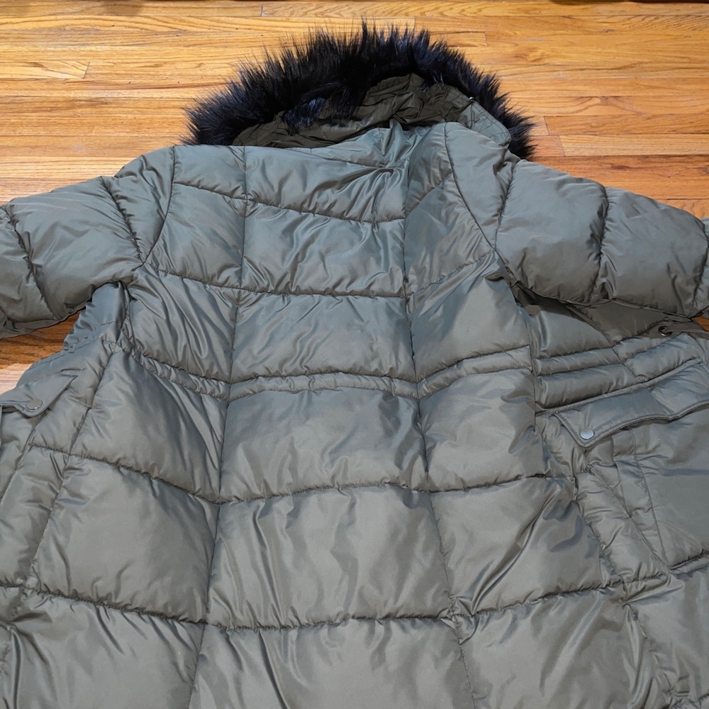 AE puffer jacket - Picture 3 of 5